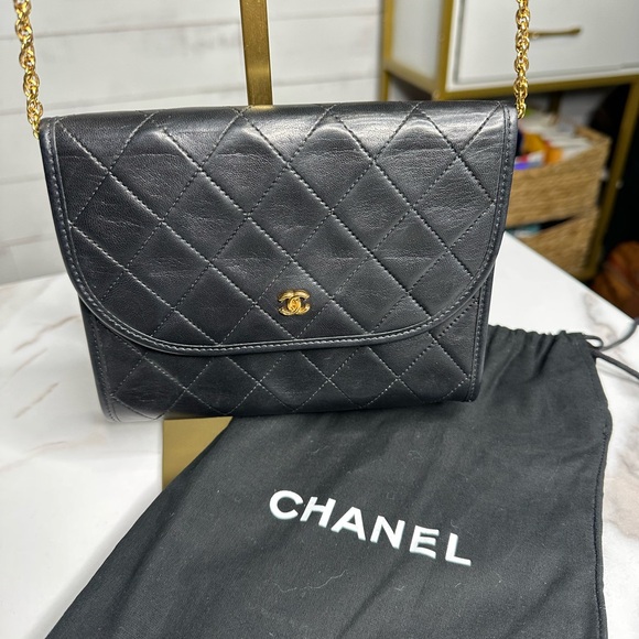 CHANEL Lambskin Pushlock Quilted Mini Chain Shoulder Bag Crossbody - Picture 1 of 11